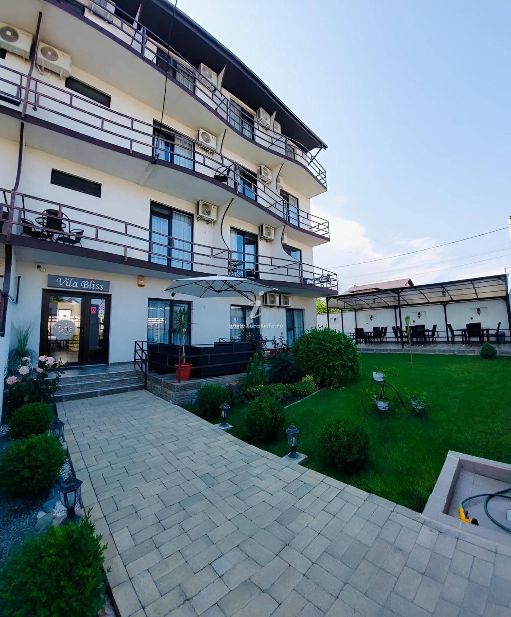 Vila Bliss Костинешти Экстерьер фото